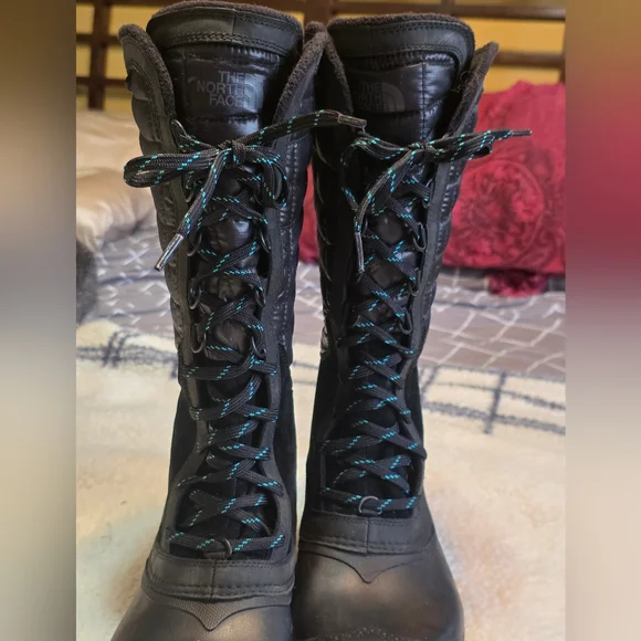 The North Face Thermoball Utility Boots Women - Picture 2 of 16